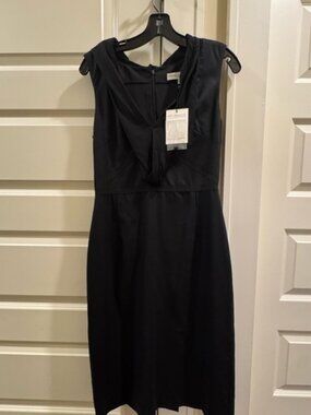 NWT Carolina Herrera Elegant Black Sleeveless Dress Size 8